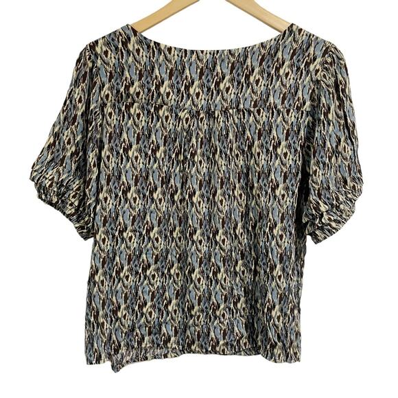 Peace & Pearls NWT Women Medium Blue Rainy Day Burton Front Blouse - Picture 2 of 9